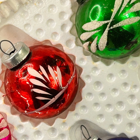 8 Vtg miniature Made in Columbia By Bradford Novelty Company Christmas ornaments - Picture 6 of 15